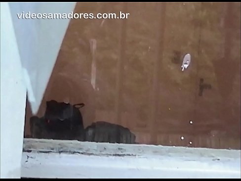 ❤️ Uomo arrapato che guarda la sua ragazza con un altro ragazzo, registrando un video di scopata senza disturbare la coppia Pornoal it.verhentai.ru ❤️