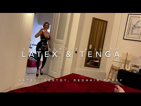 ❤️ Sorellastra dai capelli rossi in costume di latex scopata dal fratellastro Pornoal it.verhentai.ru ❤️
