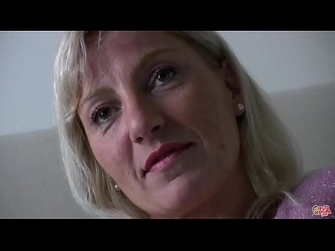 ❤️ La madre che abbiamo tutti scopato ... Signora, si comporti bene! Pornoal it.verhentai.ru ❤️