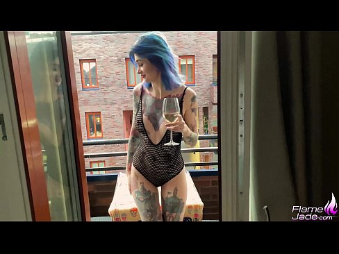 ❤️ Ragazza tremenda che succhia con un gulp e scopa appassionatamente sotto il cielo aperto Pornoal it.verhentai.ru ❤️